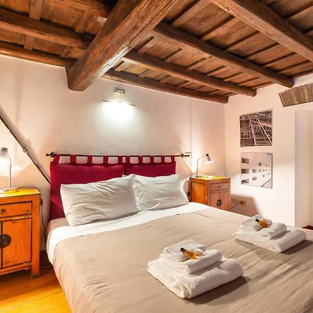 Apartamento Via Del Teatro Pace *